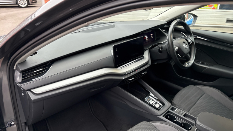 Skoda Octavia 1.4 TSI iV SE Technology DSG 5dr Estate